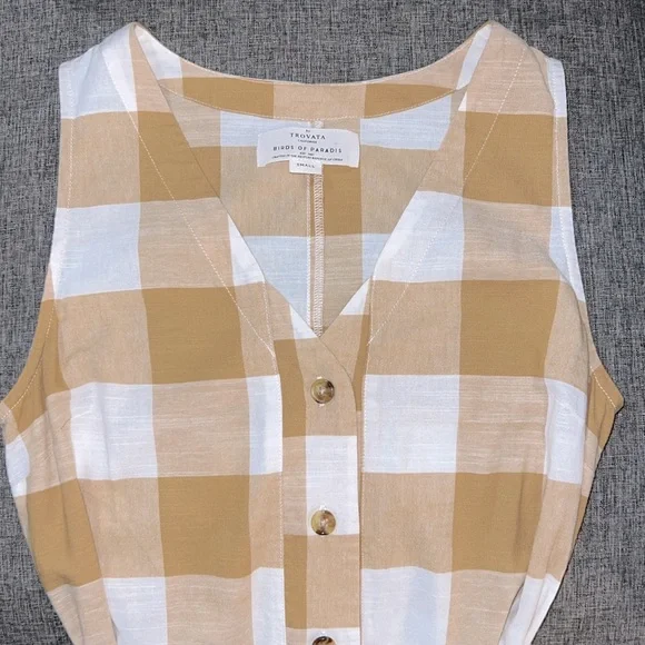 New Trovata Birds of Paradis Tan/White Checkered Jumpsuit Size M